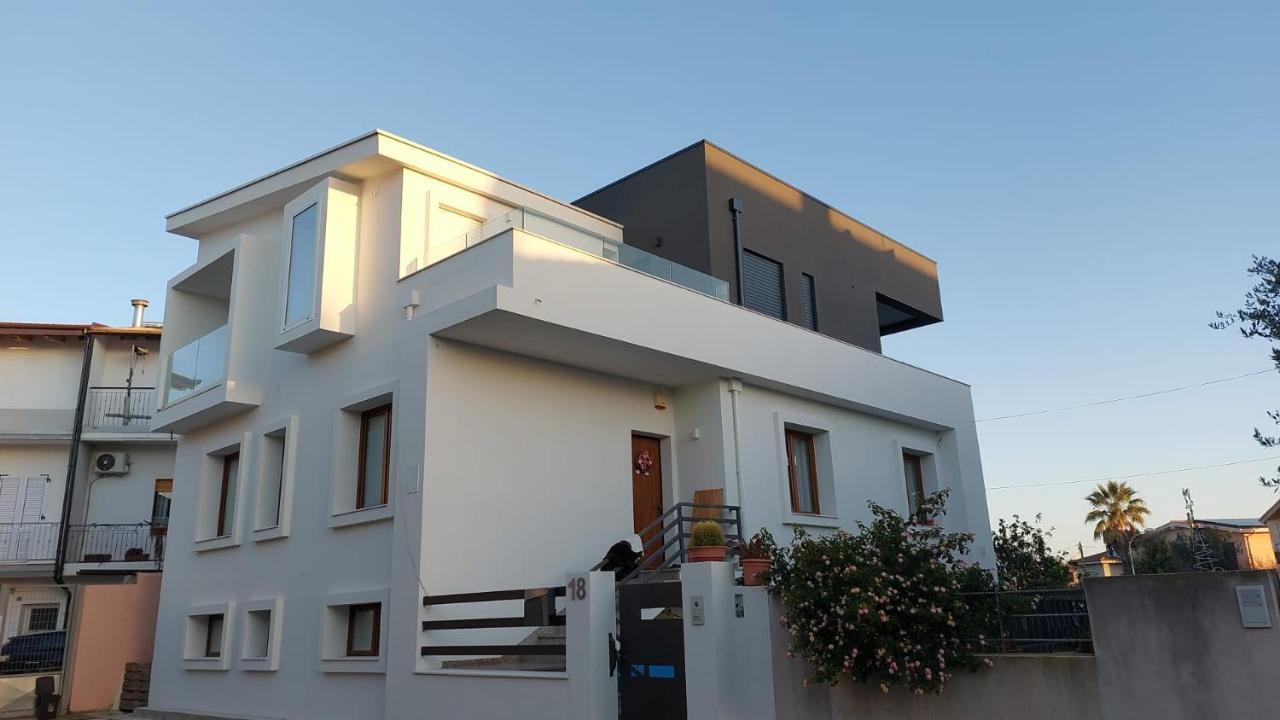 Incantos Charme B&B Tortolì Екстериор снимка